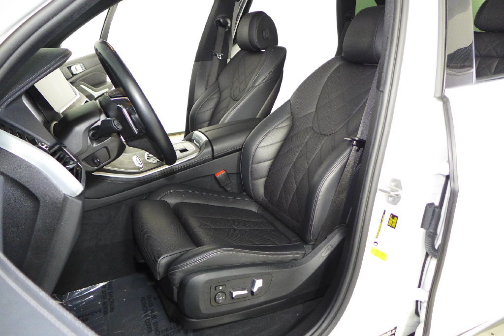 Used 2023 BMW X5 sDrive40i w/ Parking Assistance Package RWD image 22