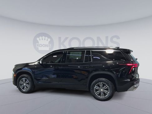 New 2026 Chevrolet Traverse LT image 8