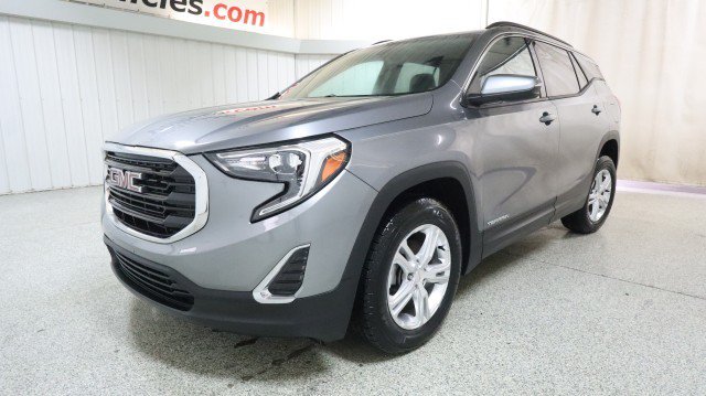 Used 2018 GMC Terrain SLE w/ Driver Convenience Package AWD/4WD image 2