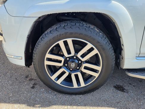 Used 2020 Toyota 4Runner Limited image 24