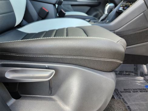 New 2026 Volkswagen Taos SEL image 20