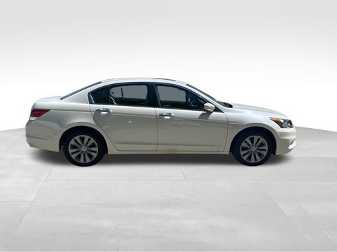 Used 2011 Honda Accord EX-L image 6