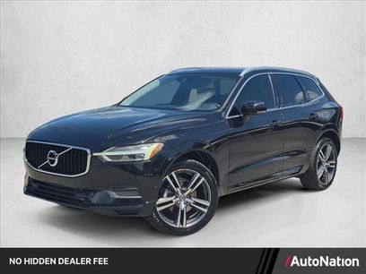 Used 2019 Volvo XC60 T5 Momentum w/ Premium Package