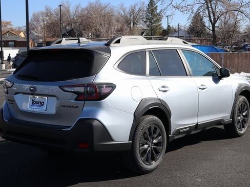 Used 2025 Subaru Outback Onyx Edition image 3