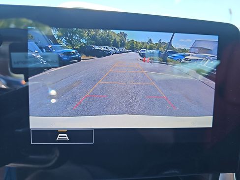 Used 2023 Chevrolet Corvette Stingray Coupe w/ Z51 Performance Package image 22