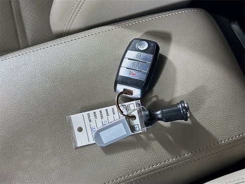 Used 2020 Kia Sorento EX image 36