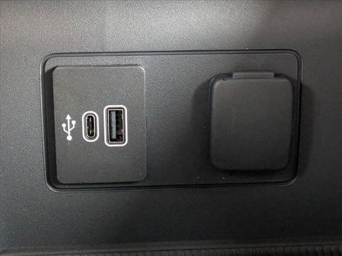 New 2026 Ford Explorer Active w/ Active Comfort Package image 16