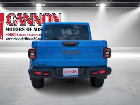 Used 2024 Jeep Gladiator Rubicon AWD/4WD image 6