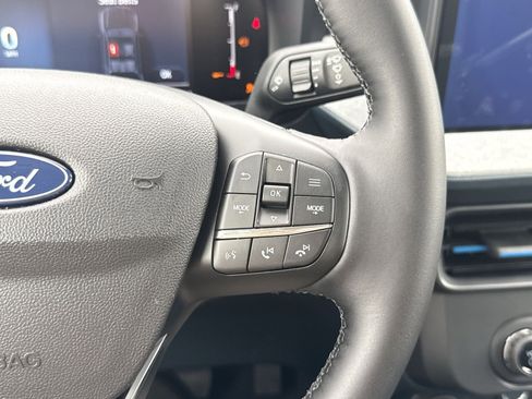 New 2026 Ford Maverick XLT w/ XLT Luxury Package AWD/4WD image 18