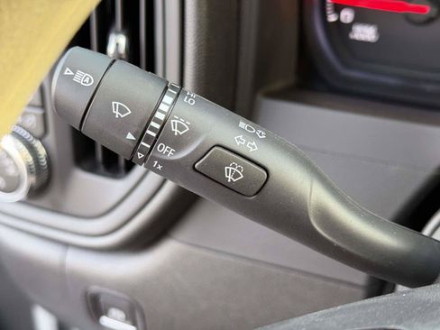 Used 2025 GMC Sierra 2500 Pro AWD/4WD image 14