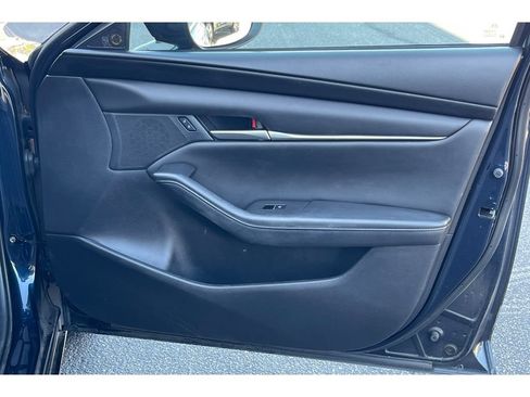 Certified 2023 MAZDA MAZDA3 s FWD image 20