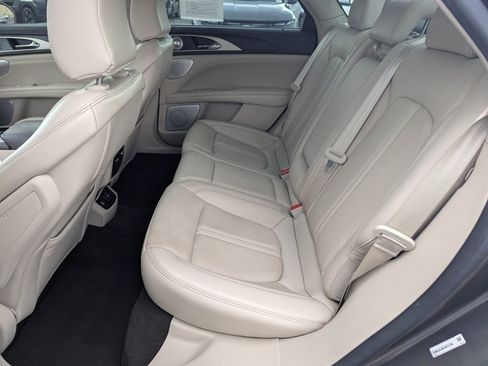 Used 2020 Lincoln MKZ Reserve w/ Luxury Package FWD image 8