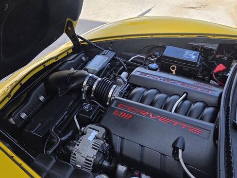 Used 2007 Chevrolet Corvette Convertible w/ Preferred Equipment Group RWD image 15