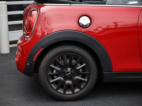 Used 2020 MINI Cooper S image 6