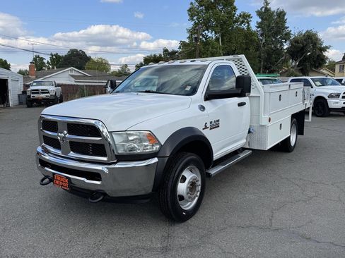 Used 2016 RAM 5500 Tradesman w/ Power & Remote Entry Group AWD/4WD image 3