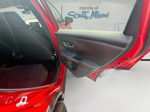 Certified 2026 Honda HR-V Sport image 32