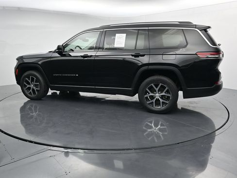 Used 2023 Jeep Grand Cherokee L Limited AWD/4WD image 5