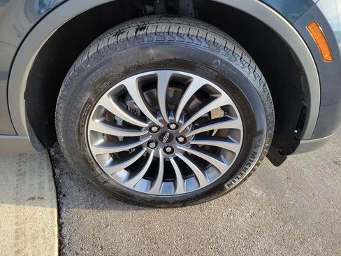 Certified 2024 Lincoln Aviator Reserve w/ Elements Package Plus image 9