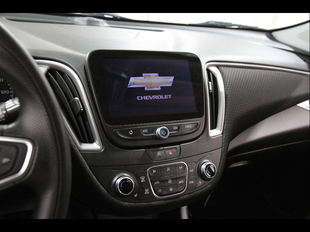 Certified 2024 Chevrolet Malibu LT FWD image 9