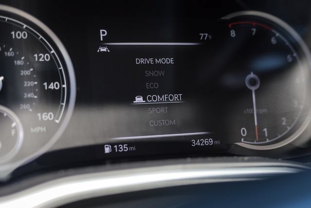 Used 2021 Genesis GV80 3.5T w/ Advanced Package 06 AWD/4WD image 47