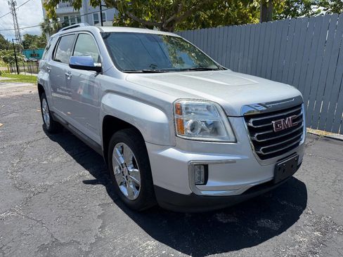 Used 2017 GMC Terrain SLT w/ Driver Alert Package I FWD image 1