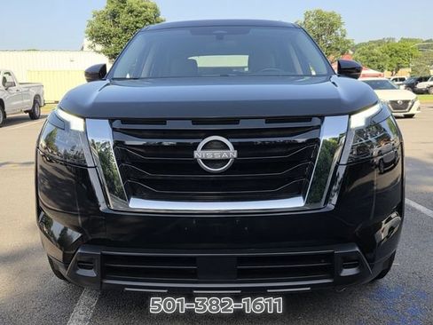 Used 2024 Nissan Pathfinder SV FWD image 8