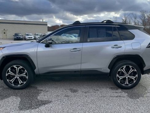 Used 2022 Toyota RAV4 XSE w/ Weather Package image 6