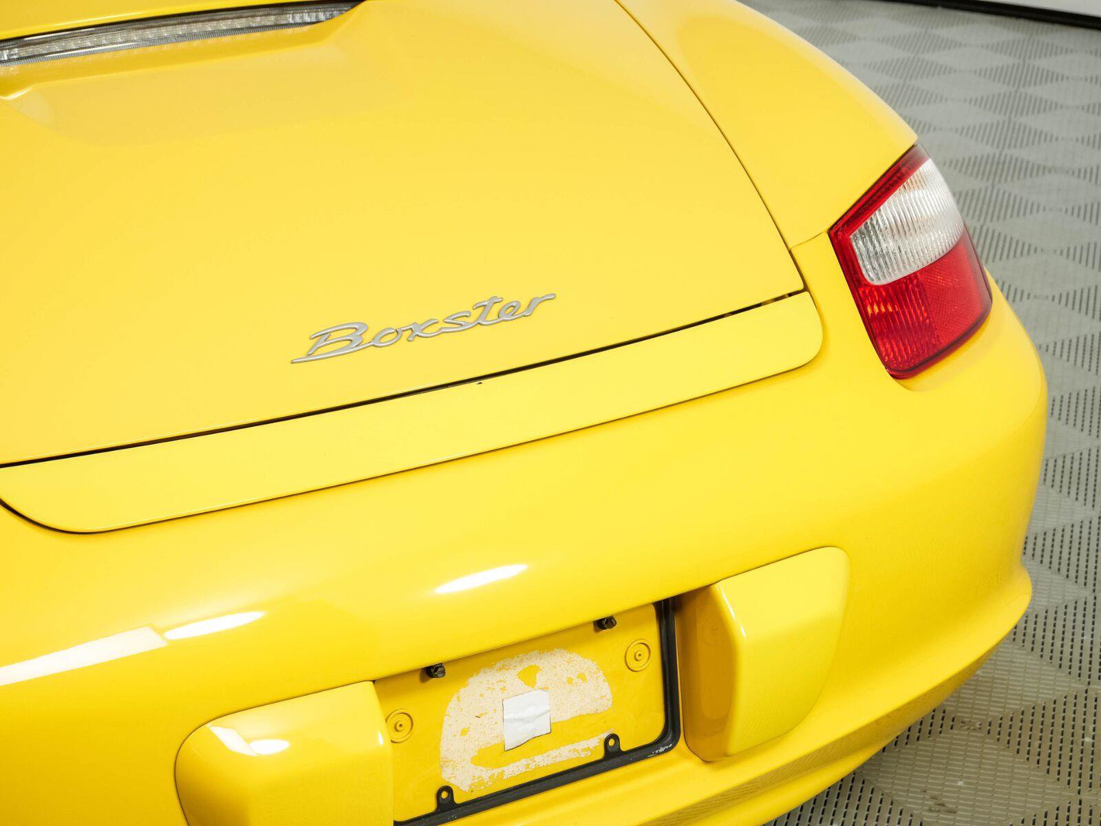 Used 2005 Porsche Boxster RWD image 27