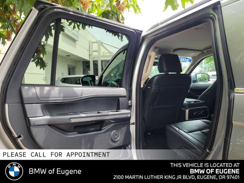Used 2024 Ford Expedition XLT AWD/4WD image 19