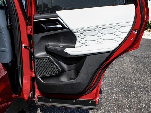 New 2025 Mitsubishi Outlander SEL image 12