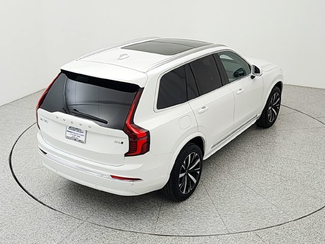 New 2025 Volvo XC90 B6 Core w/ Climate Package AWD/4WD image 31
