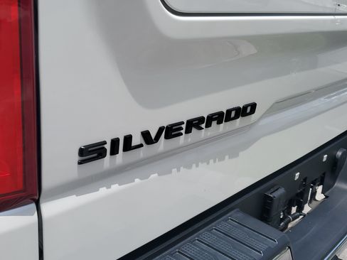 Used 2024 Chevrolet Silverado 1500 LTZ w/ LTZ Convenience Package II AWD/4WD image 8