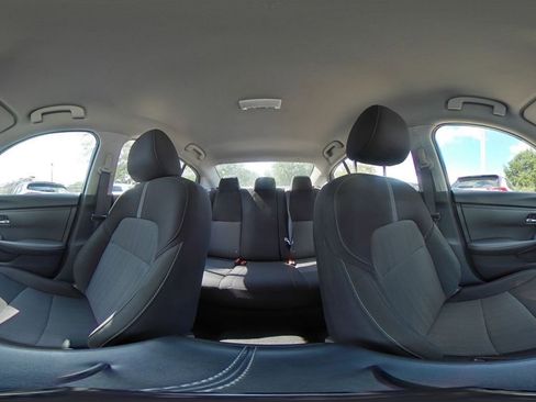 Used 2025 Nissan Sentra SV FWD image 41