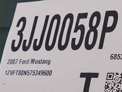 Used 2007 Ford Mustang Coupe RWD image 28