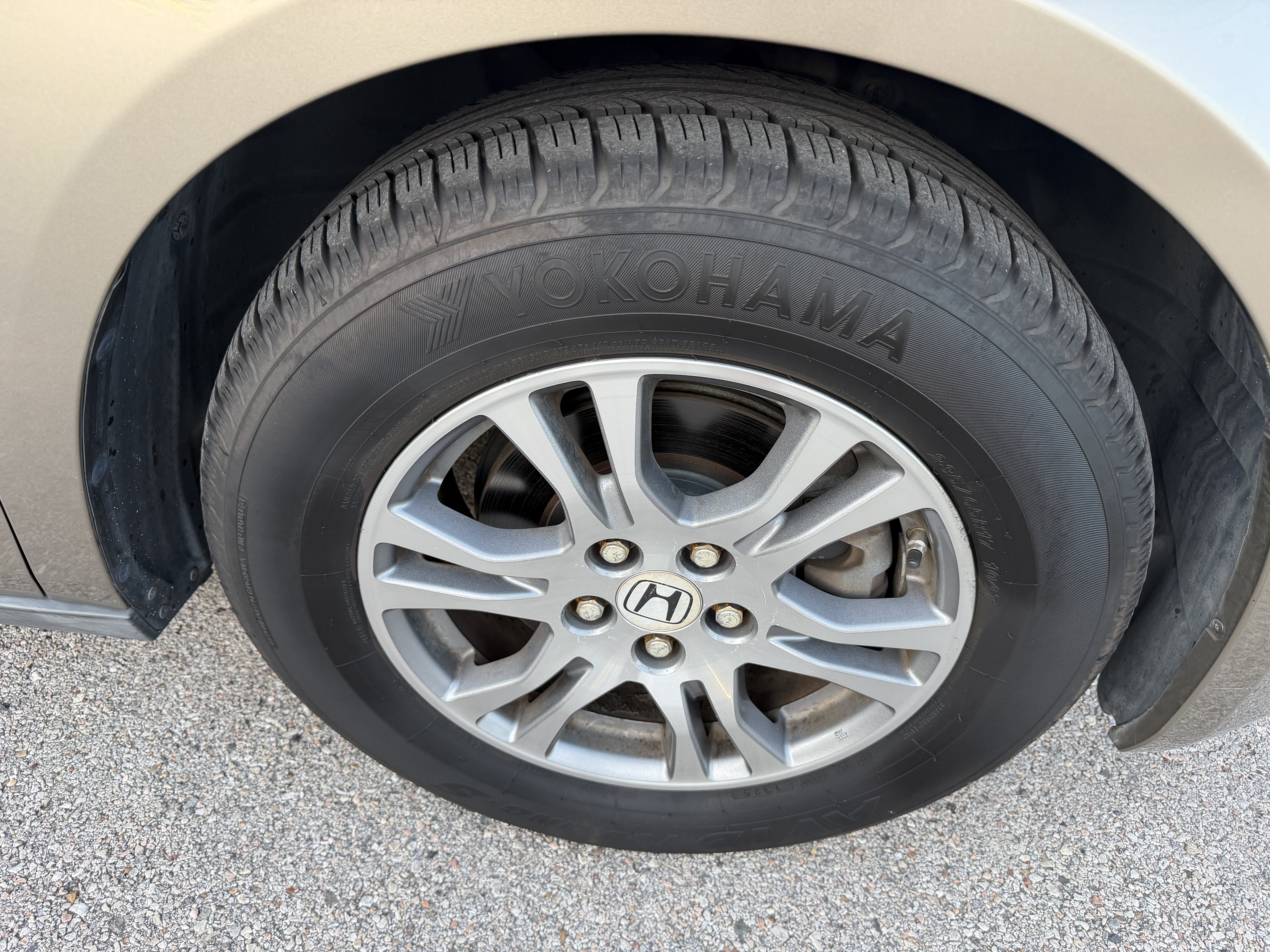 Used 2011 Honda Odyssey EX-L image 16
