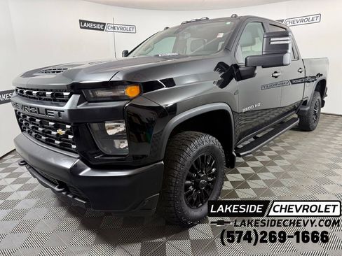 Used 2023 Chevrolet Silverado 2500 W/T AWD/4WD image 1