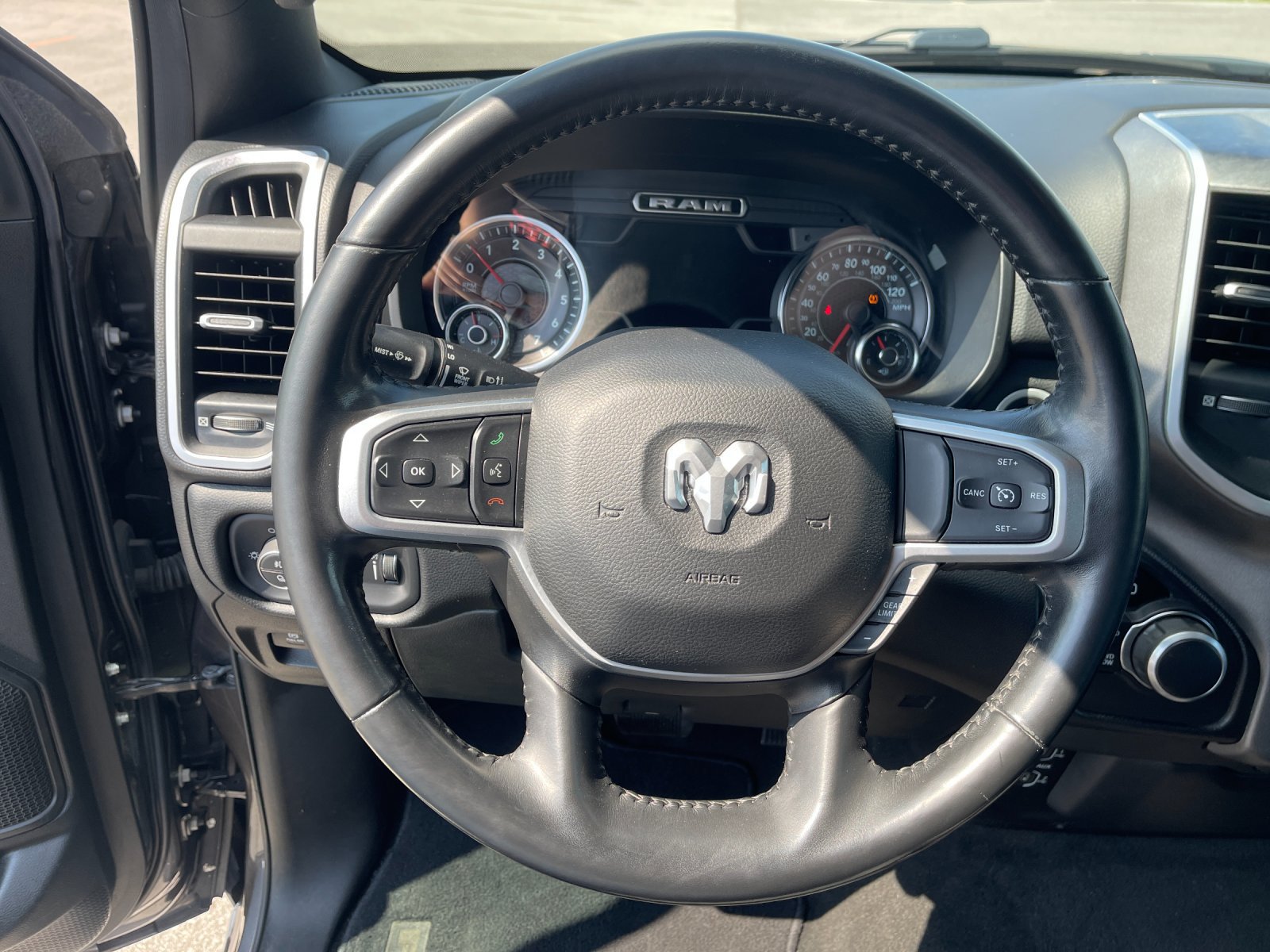 Used 2021 RAM 1500 Big Horn AWD/4WD image 26