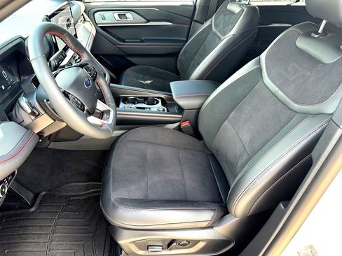 Used 2026 Ford Explorer ST AWD/4WD image 10