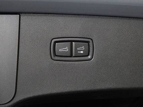 Certified 2026 Porsche Cayenne Coupe AWD/4WD image 37