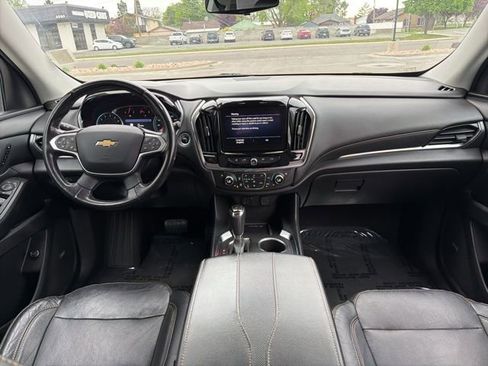 Used 2020 Chevrolet Traverse Premier AWD/4WD image 16