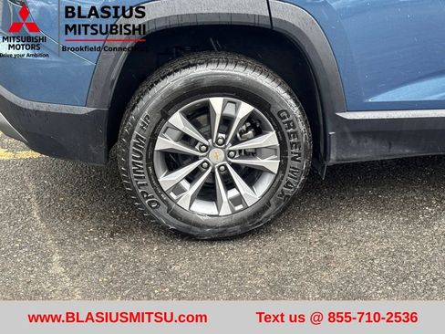 Used 2025 Chevrolet Equinox LT w/ Convenience Package II AWD/4WD image 10