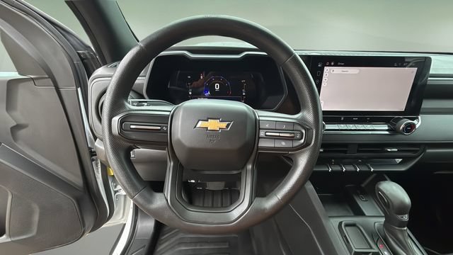 Used 2023 Chevrolet Colorado W/T RWD image 14