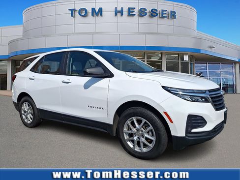 Certified 2024 Chevrolet Equinox LS AWD/4WD image 1