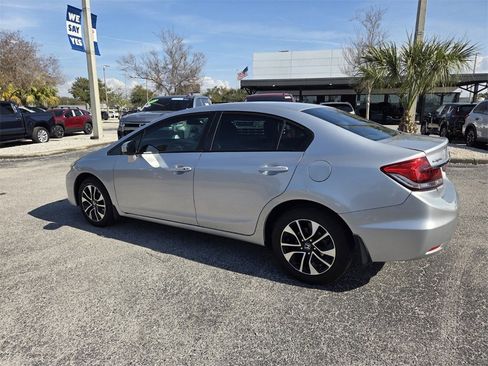 Used 2015 Honda Civic EX image 10