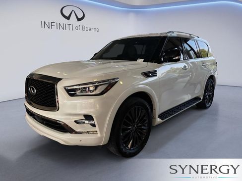 Certified 2023 INFINITI QX80 Premium Select w/ All-Season Package RWD image 1