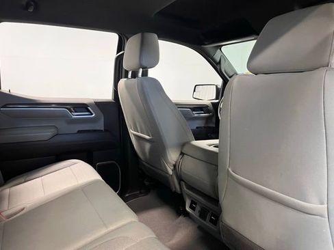 Used 2022 Chevrolet Silverado 1500 LT image 14