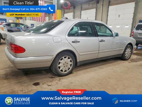 Used 1999 Mercedes-Benz E 320 4MATIC Sedan image 4