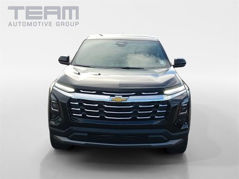 New 2026 Chevrolet Equinox LT w/ Convenience Package II image 2