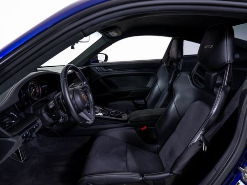 Used 2023 Porsche 911 GT3 image 22
