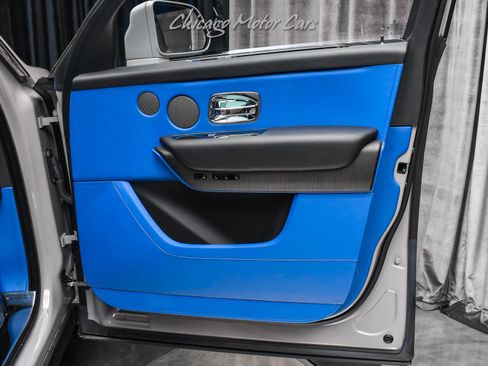 Used 2023 Rolls-Royce Cullinan image 36